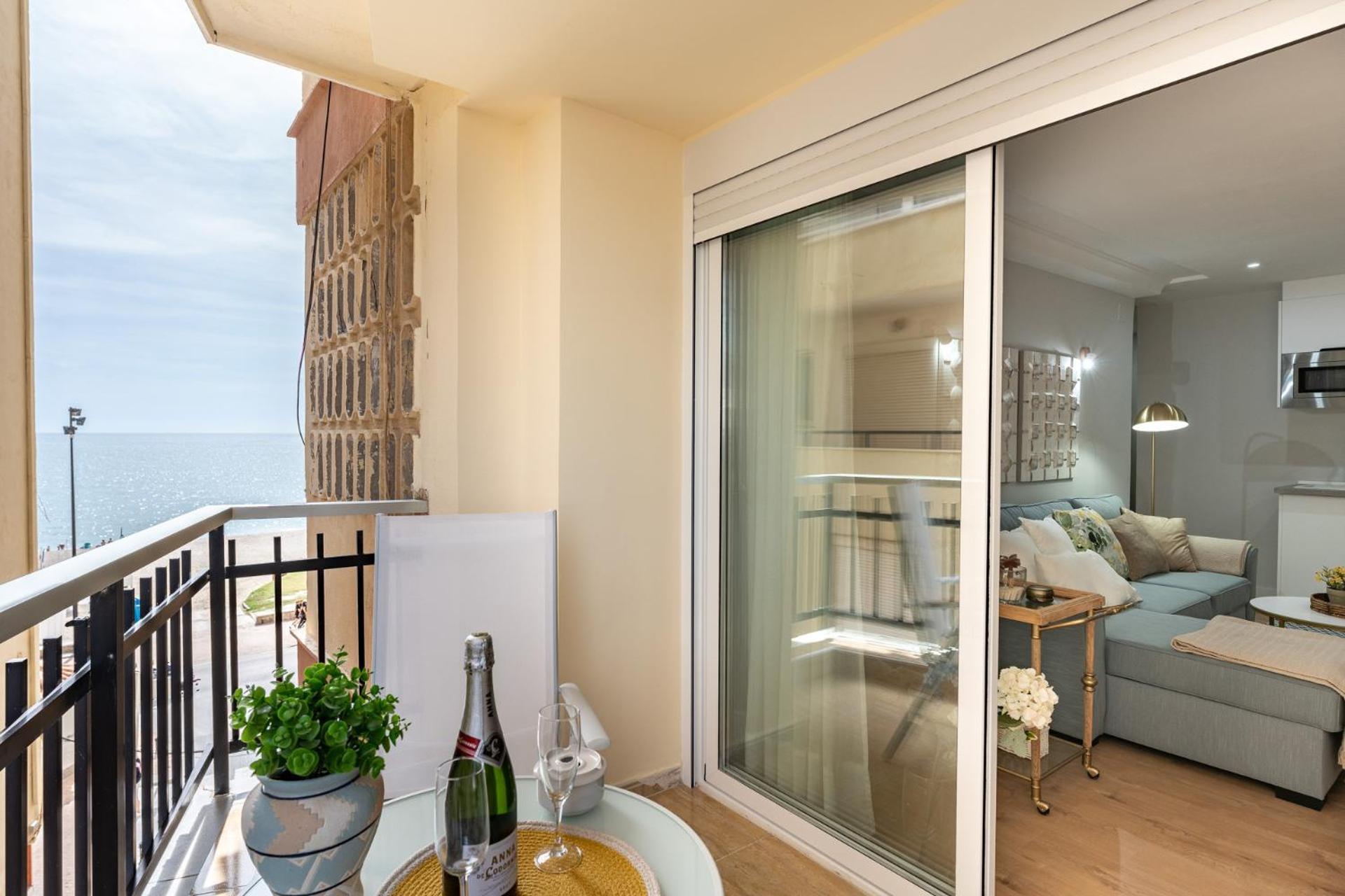 Malagasuite Niza II Fuengirola Exterior foto